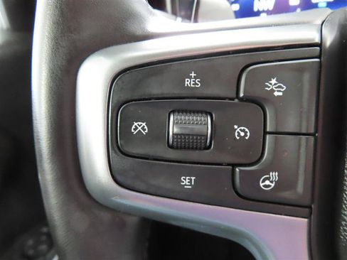 Used 2025 Chevrolet Silverado 1500 LT AWD/4WD image 18