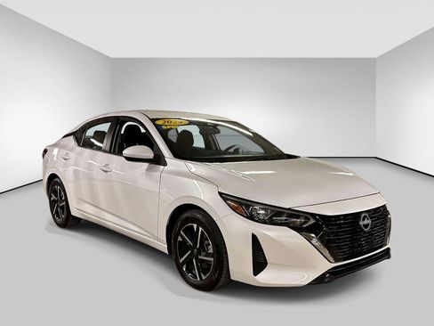 Used 2024 Nissan Sentra SV image 6