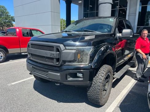 Used 2018 Ford F150 XLT w/ Equipment Group 302A Luxury AWD/4WD image 3