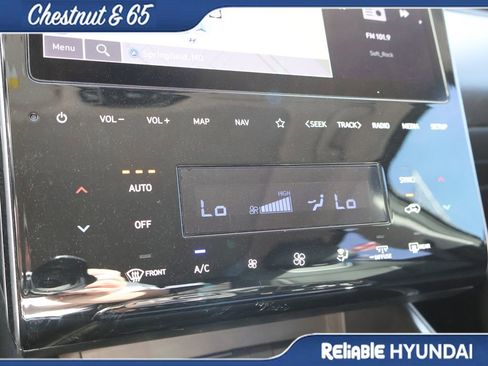Certified 2024 Hyundai Tucson Limited FWD image 38