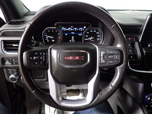 Used 2021 GMC Yukon XL SLT AWD/4WD image 28