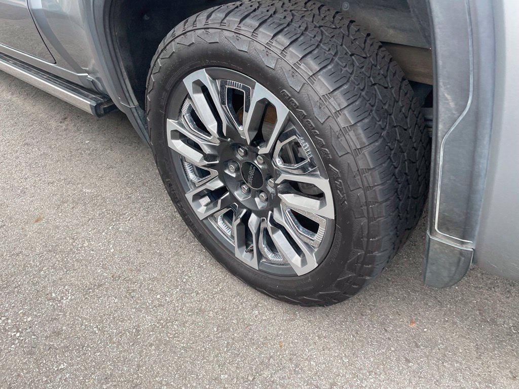 Used 2023 GMC Sierra 1500 Denali Ultimate AWD/4WD image 16