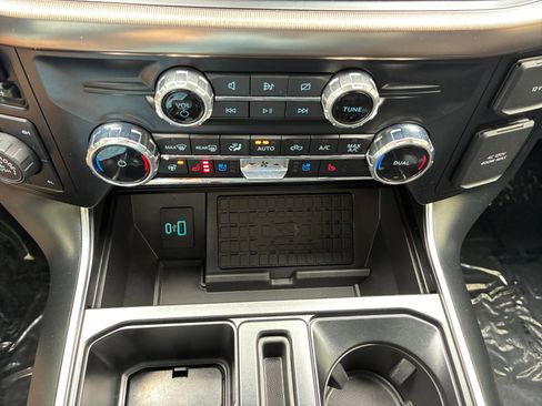 Certified 2023 Ford F150 Raptor w/ Raptor Carbon Fiber Package AWD/4WD image 31