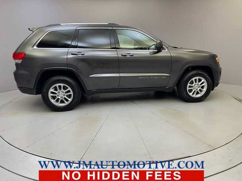 Used 2019 Jeep Grand Cherokee Laredo w/ Security & Convenience Group AWD/4WD image 6