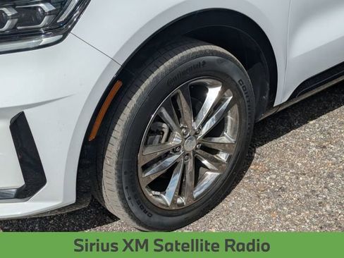 Used 2023 Kia Sorento SX FWD image 5