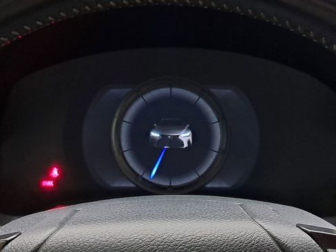 Used 2021 Lexus IS 350 F Sport image 12