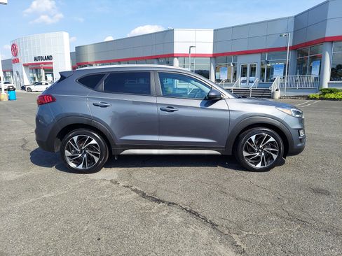 Used 2019 Hyundai Tucson Sport image 7