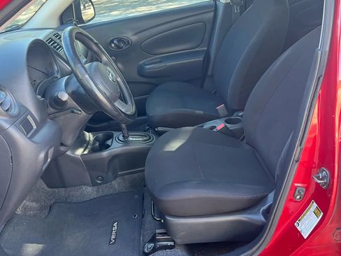 Used 2014 Nissan Versa S Plus FWD image 9