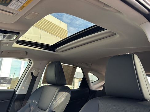 Certified 2025 Lexus NX 250 FWD w/ Towing Package (2000 Lbs) image 26