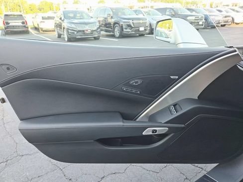 Used 2017 Chevrolet Corvette Stingray Coupe RWD image 29