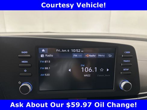 Used 2025 Hyundai Elantra Sport image 14