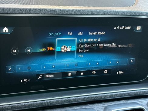 Used 2022 Mercedes-Benz GLE 350 4MATIC image 24