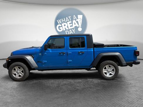 Used 2020 Jeep Gladiator Sport w/ Quick Order Package 24S AWD/4WD image 7
