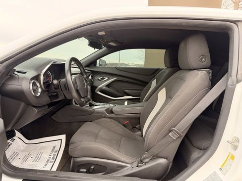 Used 2019 Chevrolet Camaro LT image 2