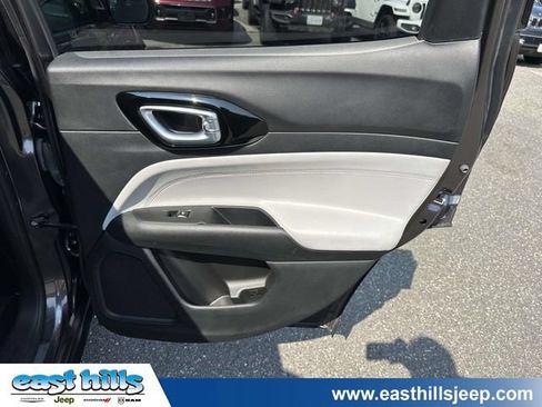 Used 2023 Jeep Compass Limited AWD/4WD image 22