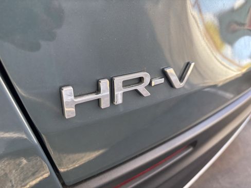 Used 2024 Honda HR-V Sport image 3