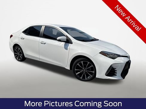 Used 2017 Toyota Corolla SE FWD image 1