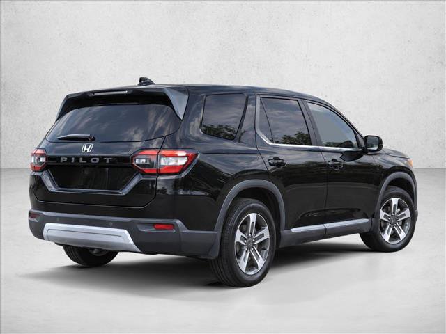 Used 2024 Honda Pilot EX-L image 7
