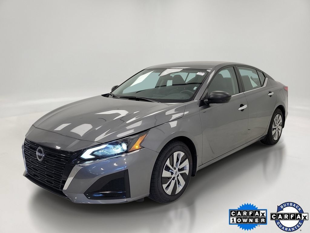 Used 2024 Nissan Altima 2.5 S FWD image 1