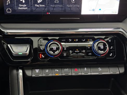 New 2026 GMC Sierra 2500 Denali Ultimate AWD/4WD image 33