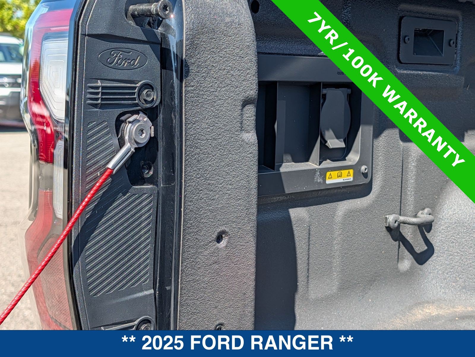 Used 2025 Ford Ranger Raptor AWD/4WD image 15