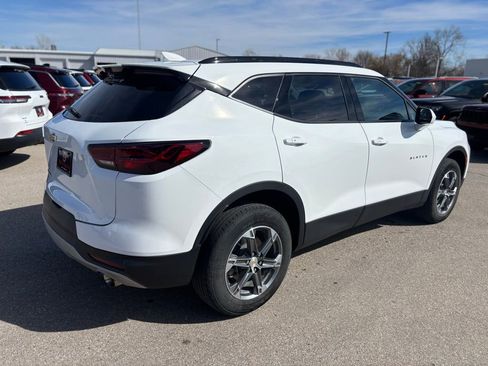 Used 2024 Chevrolet Blazer LT w/ Convenience Package image 4