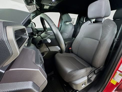 Certified 2025 Toyota Tacoma SR5 image 12