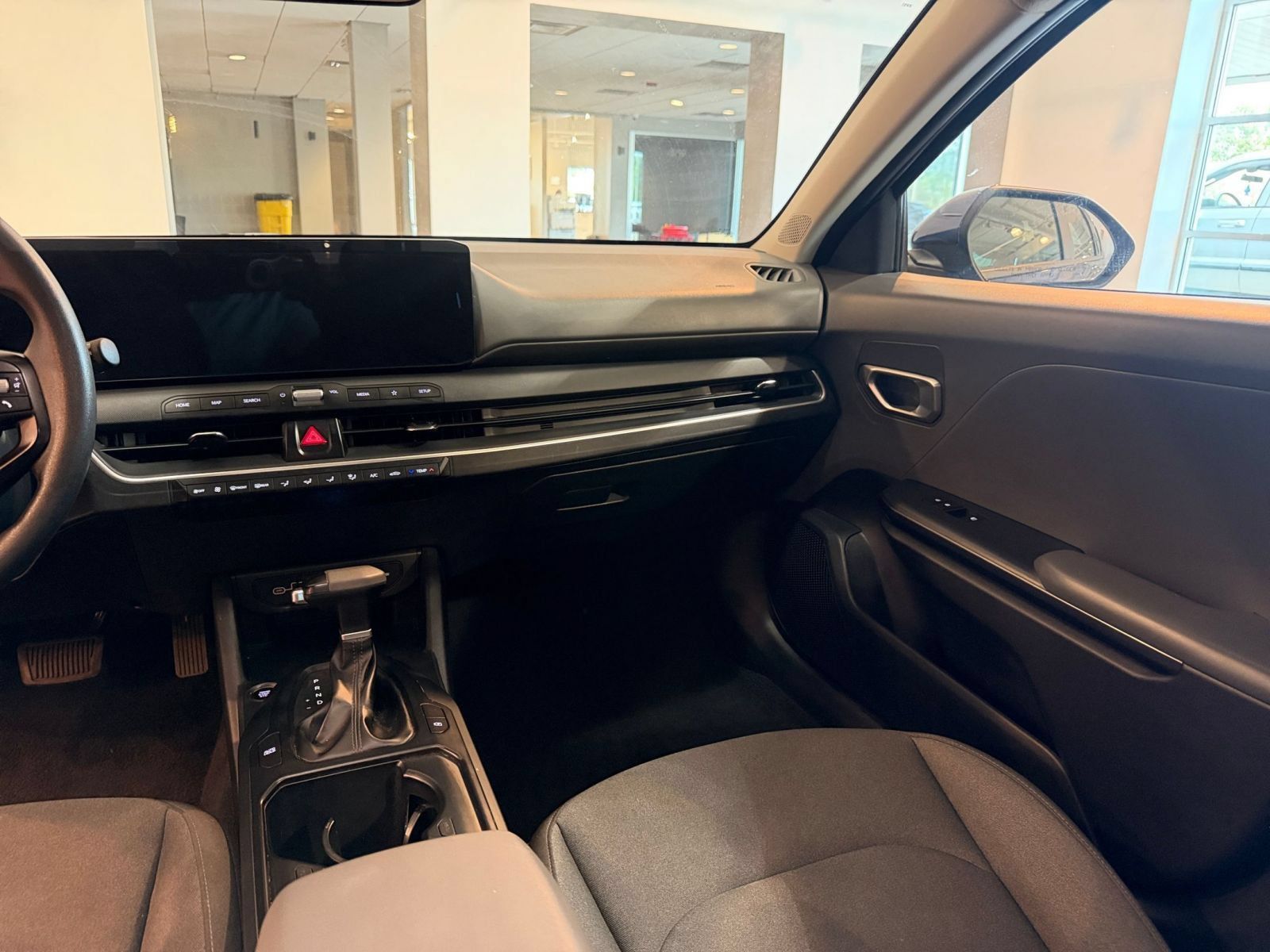 Used 2025 Kia K4 FWD image 34