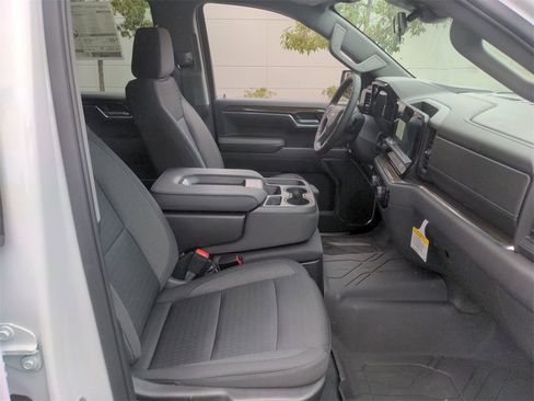 Used 2022 Chevrolet Silverado 1500 LT w/ Protection Package image 27