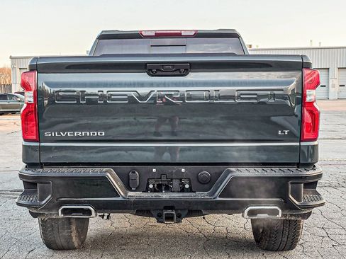 Used 2025 Chevrolet Silverado 1500 LT Trail Boss w/ Convenience Package II image 5