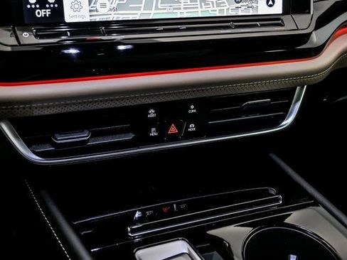 Certified 2025 Volkswagen Atlas Cross Sport SEL R-Line image 21