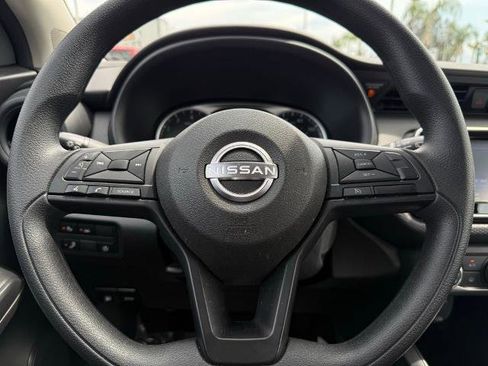 Certified 2025 Nissan Kicks Play S FWD image 21