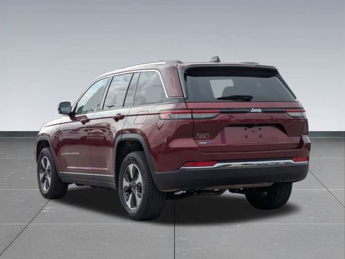 Used 2024 Jeep Grand Cherokee Limited 4xe image 4