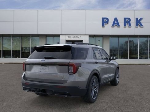 Used 2026 Ford Explorer ST-Line w/ ST-Line Street Pack AWD/4WD image 8