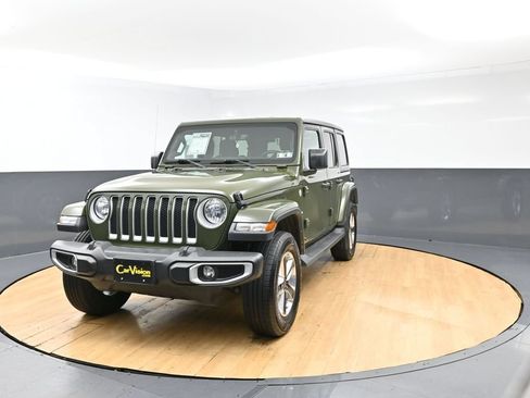 Used 2022 Jeep Wrangler Unlimited Sahara AWD/4WD image 5