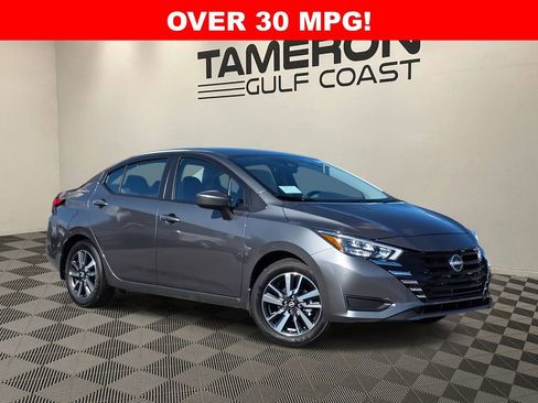 New 2025 Nissan Versa SV w/ Trunk Package FWD image 1