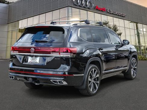 Used 2025 Volkswagen Atlas SEL Premium R-Line AWD/4WD image 4