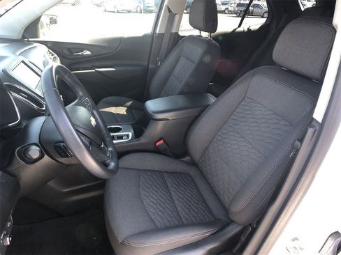 Used 2021 Chevrolet Equinox LT image 11