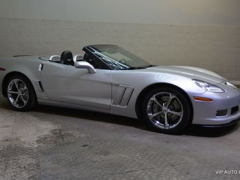 Used 2010 Chevrolet Corvette Grand Sport w/ Preferred Equipment Group RWD image 8