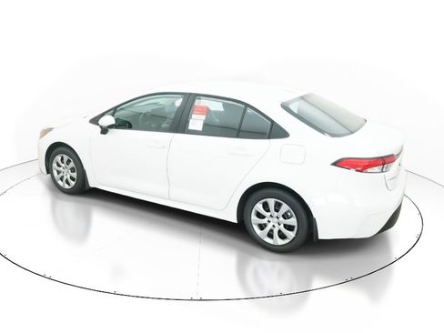 New 2026 Toyota Corolla LE image 4