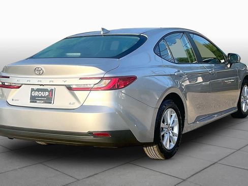 Used 2025 Toyota Camry LE FWD image 13