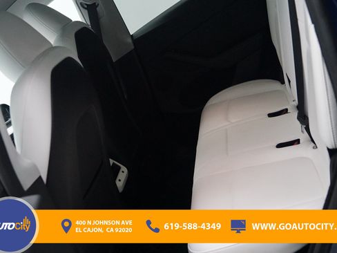 Used 2023 Tesla Model Y 2WD image 14