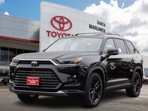 New 2026 Toyota Grand Highlander AWD Hybrid image 1