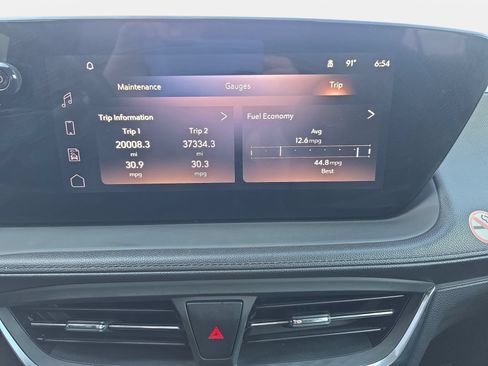 Used 2024 Buick Encore GX Sport Touring AWD/4WD image 21