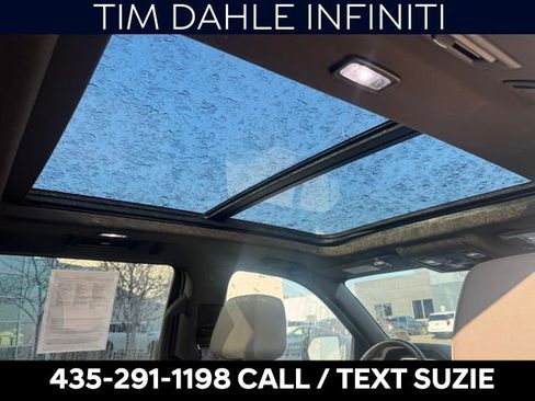 Used 2022 Chevrolet Tahoe Z71 w/ Off-Road Capability Package image 10