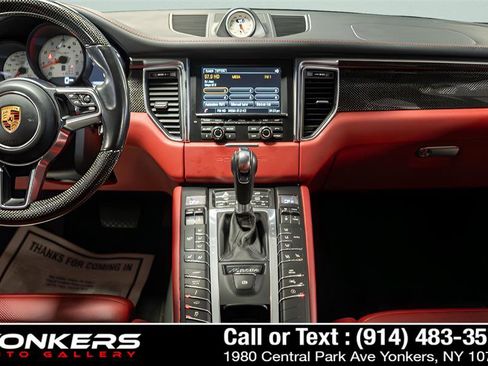 Used 2016 Porsche Macan Turbo AWD/4WD image 43