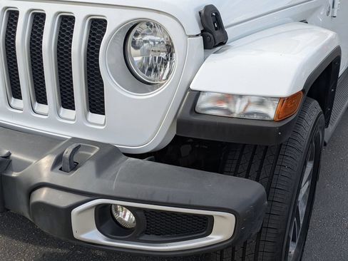 Used 2023 Jeep Wrangler Unlimited Sahara w/ Cold Weather Group AWD/4WD image 11