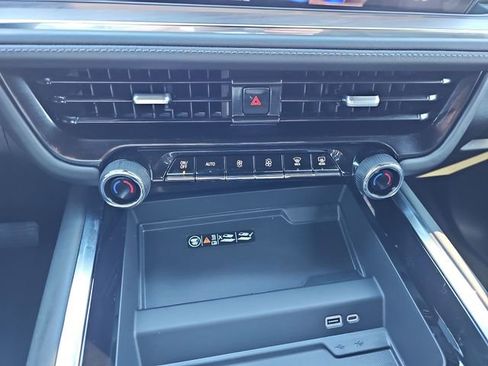 New 2026 Chevrolet Tahoe LT w/ Comfort Package AWD/4WD image 18