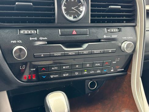 Used 2019 Lexus RX 350 AWD w/ Navigation Package image 27