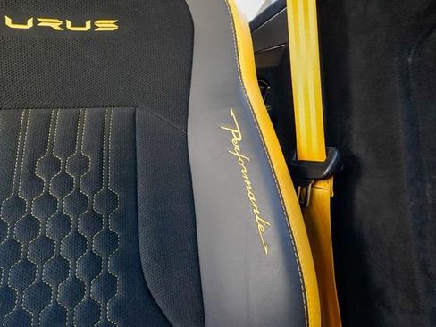 Used 2023 Lamborghini Urus Performante image 64